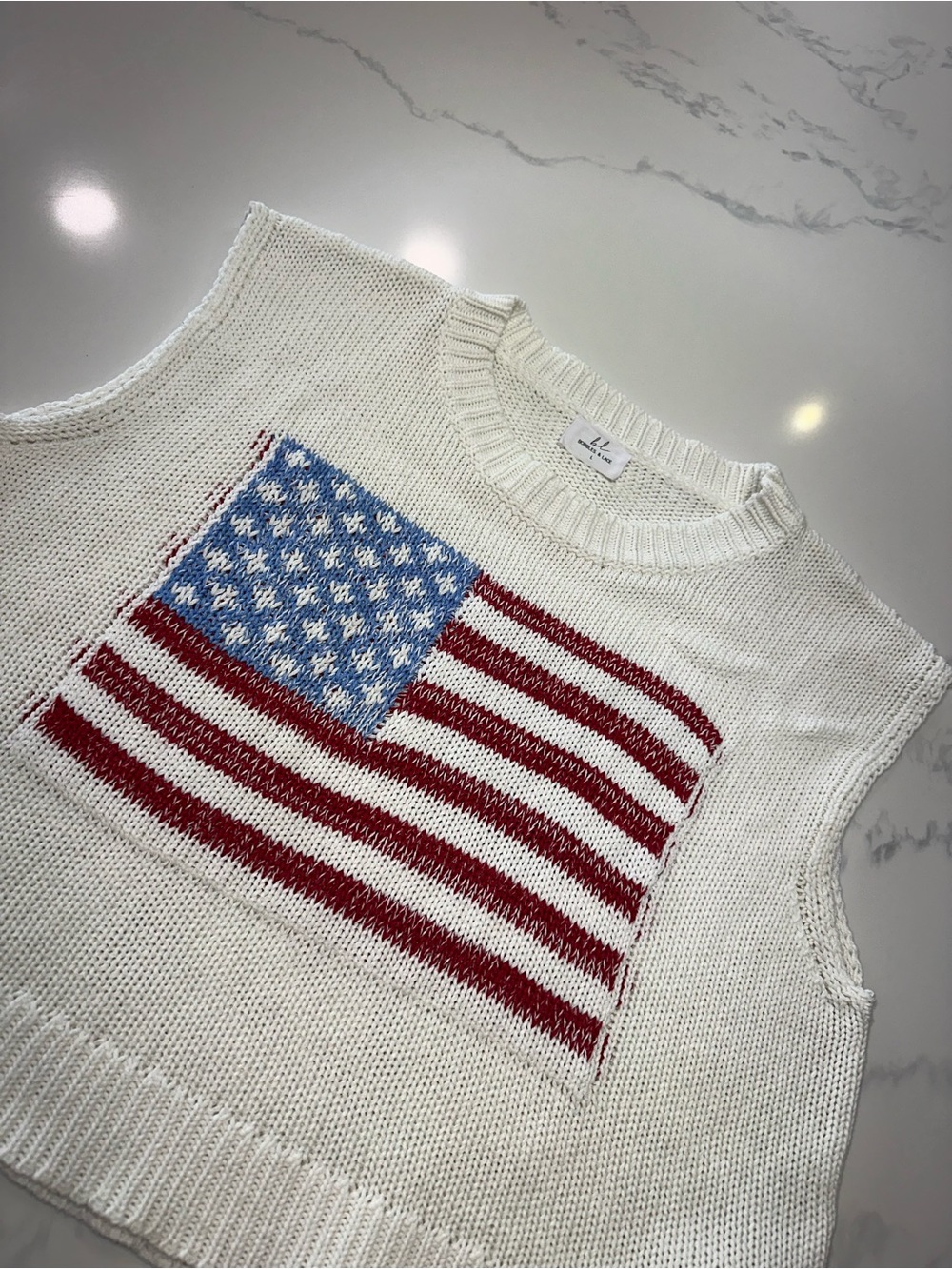 B & L  L~CLASSIC CREW NECK KNIT PATRIOTIC USA FLAG SLEEVELESS SWEATER SHIRT TOP